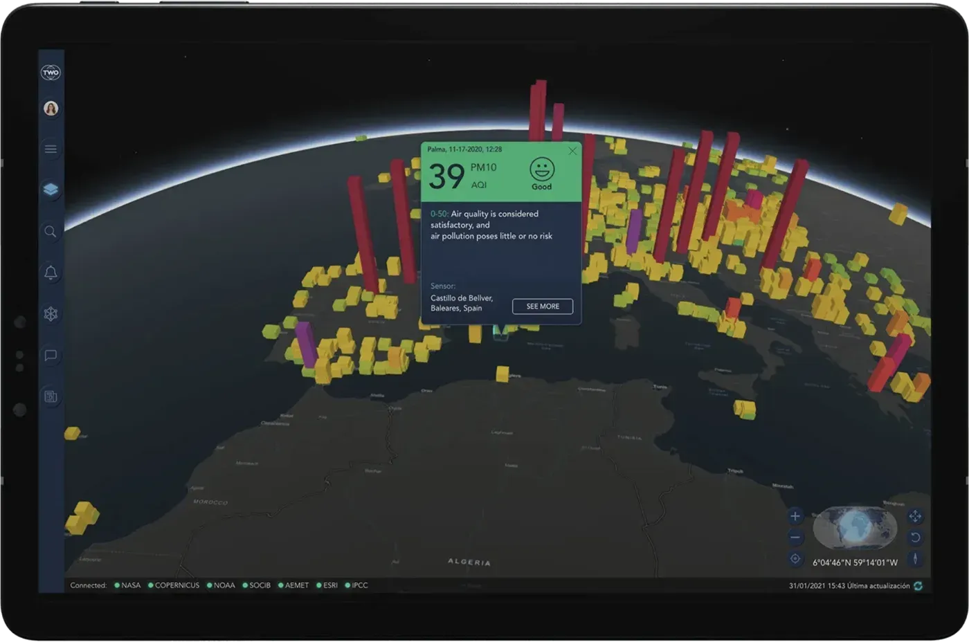 Atlas en una tableta con la calidad del aire en Europa y el Mediterráneo